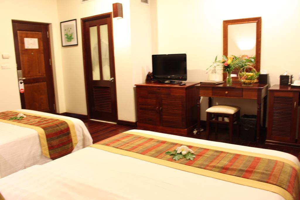 Paradise Angkor Villa Hotel Siem Reap Luaran gambar