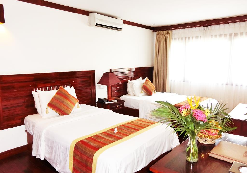 Paradise Angkor Villa Hotel Siem Reap Luaran gambar